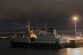 fishing boat reykjavik by night harbor höfn bátur skip